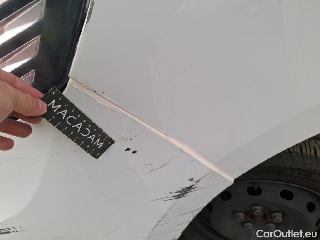  Renault  Trafic  III Fourgon L2H1 3T Confort 2.0 dCi 130CV BVM6 E6d #103