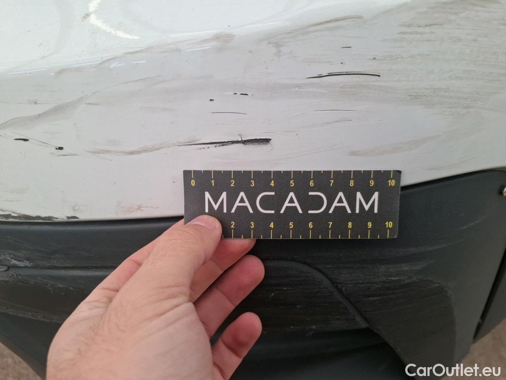  Renault  Trafic  III Fourgon L2H1 3T Confort 2.0 dCi 130CV BVM6 E6d #48