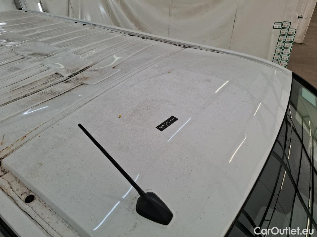  Renault  Trafic  III Fourgon L2H1 3T Confort 2.0 dCi 130CV BVM6 E6d #79