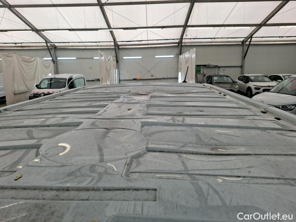  Renault  Trafic  III Fourgon L2H1 3T Confort 2.0 dCi 130CV BVM6 E6d #34