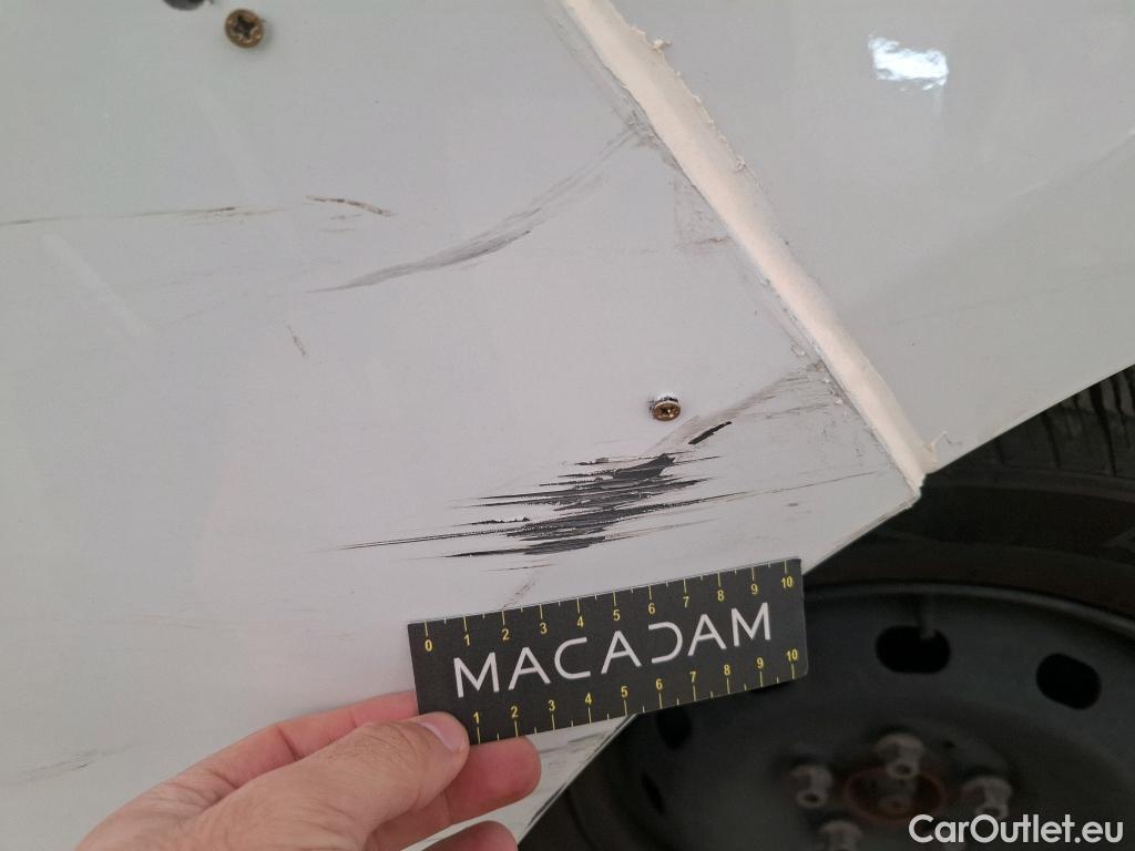  Renault  Trafic  III Fourgon L2H1 3T Confort 2.0 dCi 130CV BVM6 E6d #53