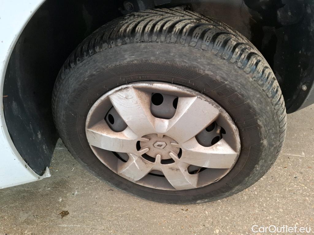  Renault  Kangoo  II Express Maxi Extra (Série Spéciale) 1.5 dCi 95CV BVM6 E6dT #37