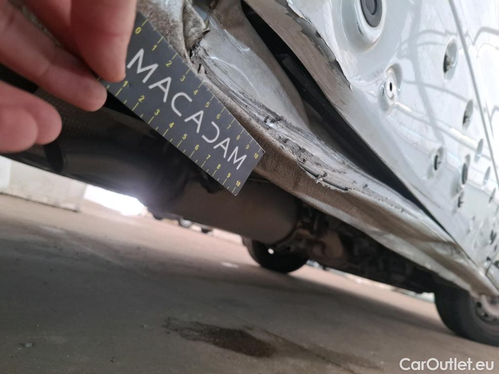  Renault  Trafic  III Fourgon L2H1 3T Confort 2.0 dCi 130CV BVM6 E6d #12