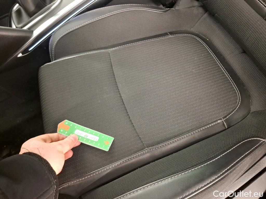  Renault  Megane  IV Berline 5 ptes. Techno 1.5 dCi 115CV BVM6 E6d #14