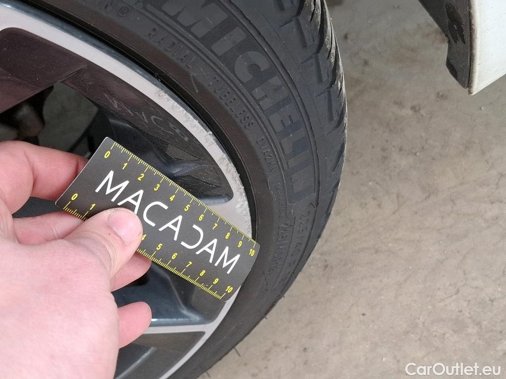  Toyota  Corolla TOYOTA  Touring Sports 5p Break Hybride 180h Collection #21