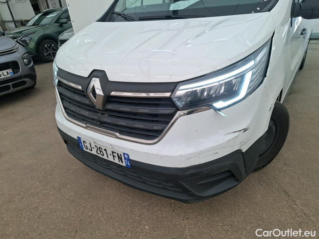  Renault  Trafic  III Fourgon L2H1 3T Confort 2.0 dCi 130CV BVM6 E6d #47