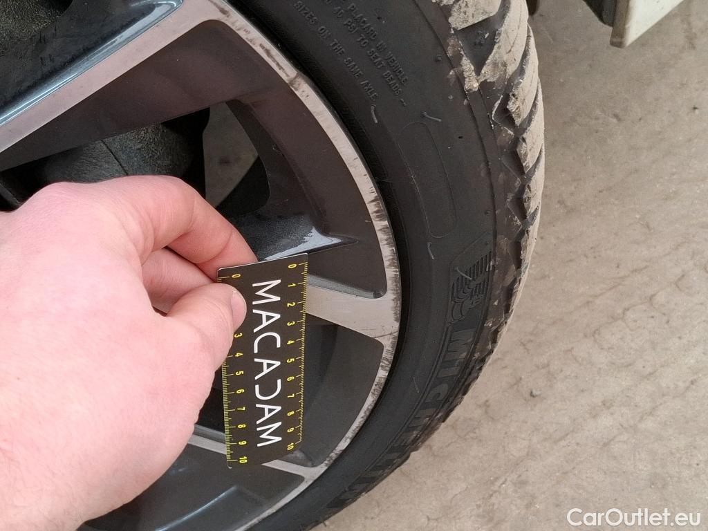  Toyota  Corolla TOYOTA  Touring Sports 5p Break Hybride 180h Collection #26