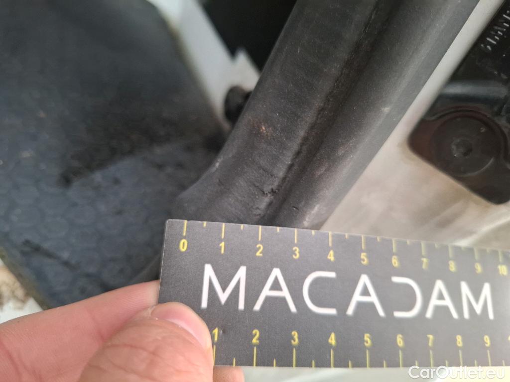  Renault  Trafic  III Fourgon L2H1 3T Confort 2.0 dCi 130CV BVM6 E6d #138