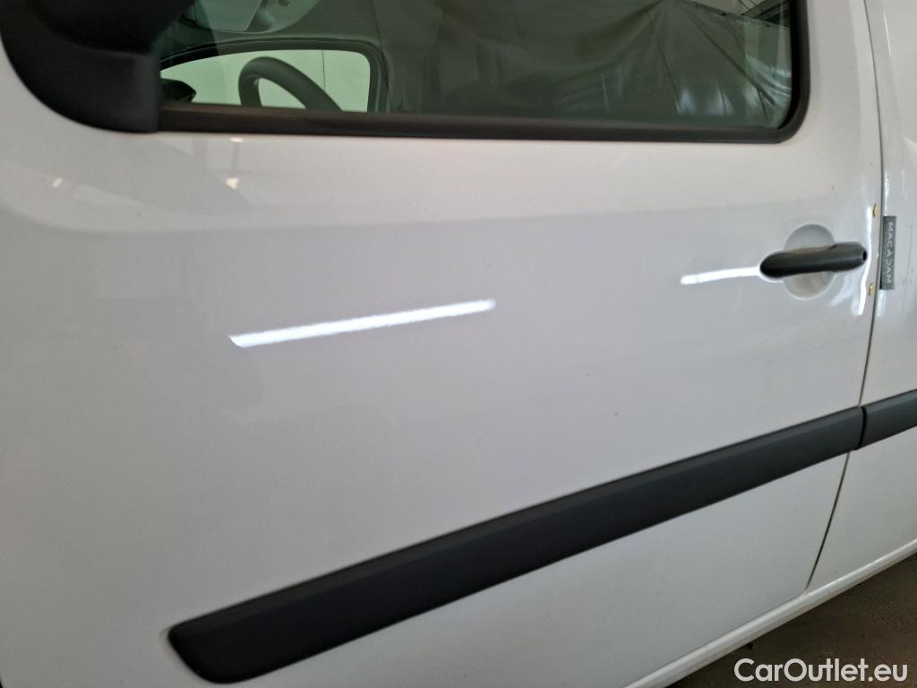  Renault  Kangoo  II Express Maxi Extra (Série Spéciale) 1.5 dCi 95CV BVM6 E6dT #23