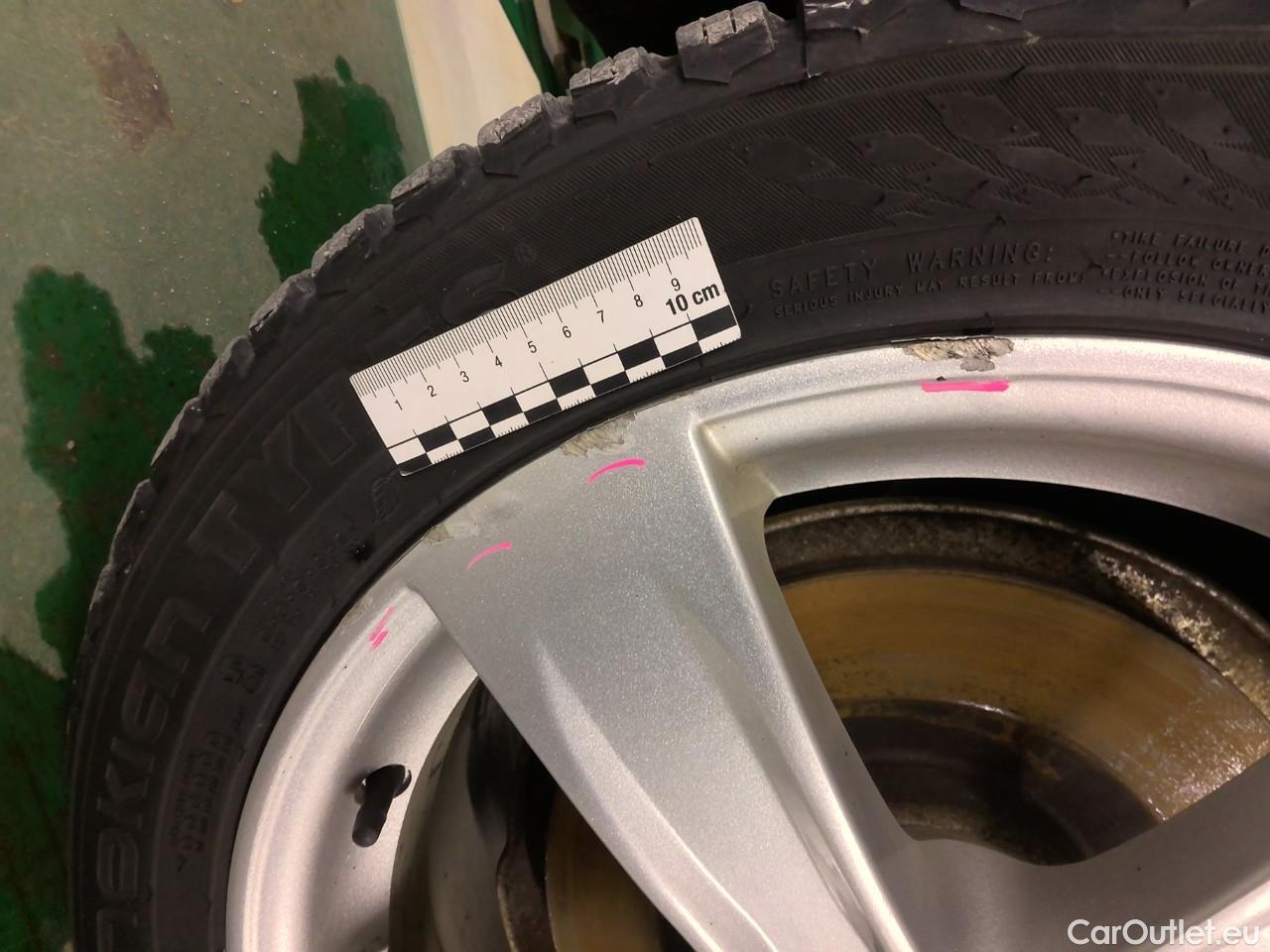  Volvo  V90  T6 350 Insc.Exp. AWD Aut #23