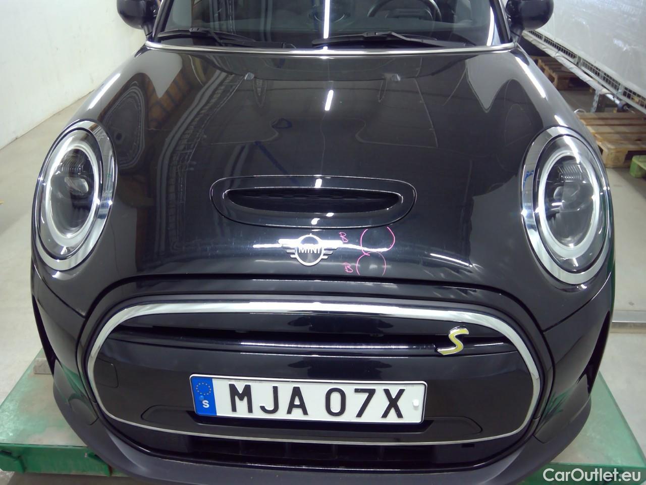  Mini  Mini John Cooper EV SE Essential 3d #11