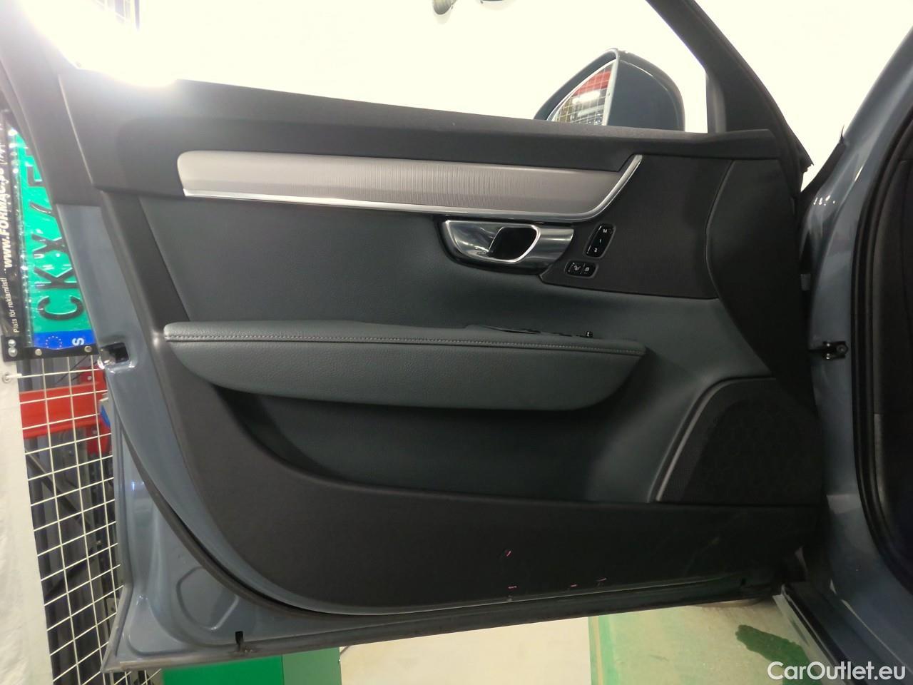  Volvo  V90  T6 350 Insc.Exp. AWD Aut #19