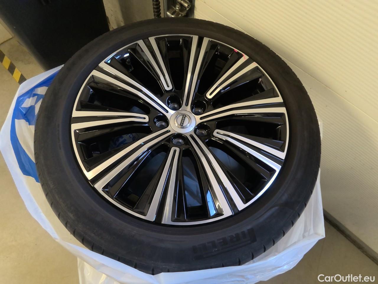  Volvo  V90  T6 350 Insc.Exp. AWD Aut #2