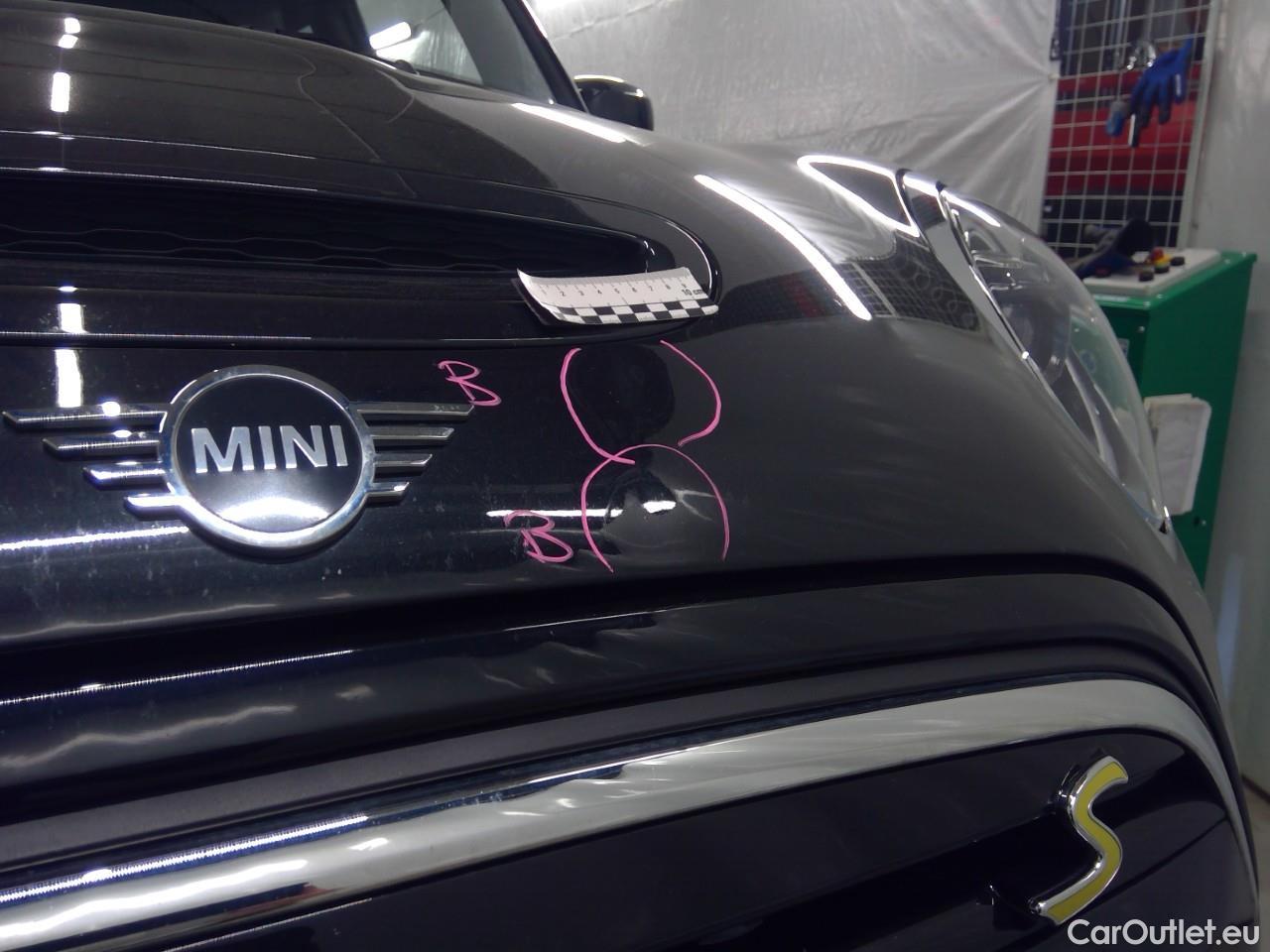  Mini  Mini John Cooper EV SE Essential 3d #13