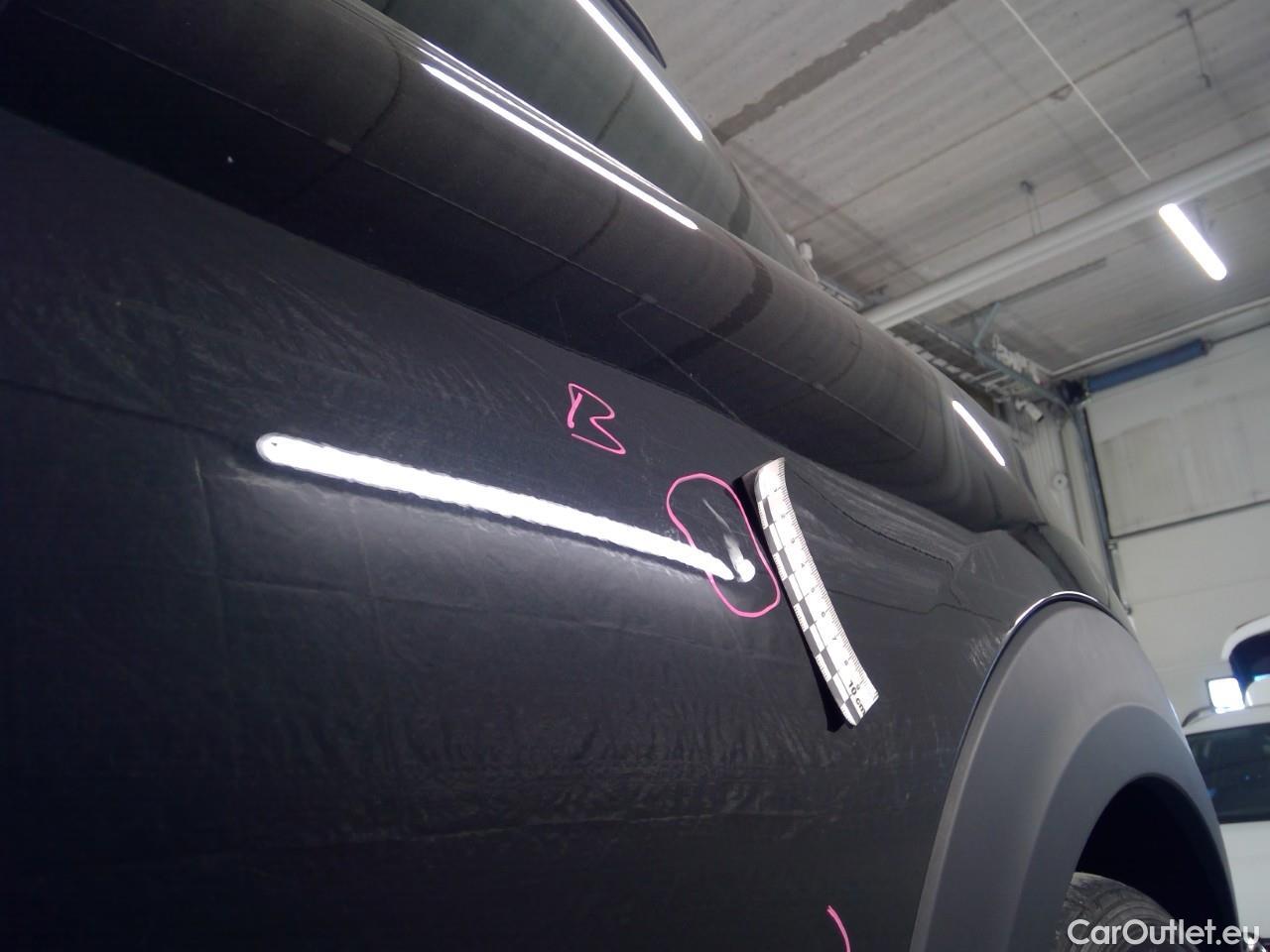  Mini  Mini John Cooper EV SE Essential 3d #5