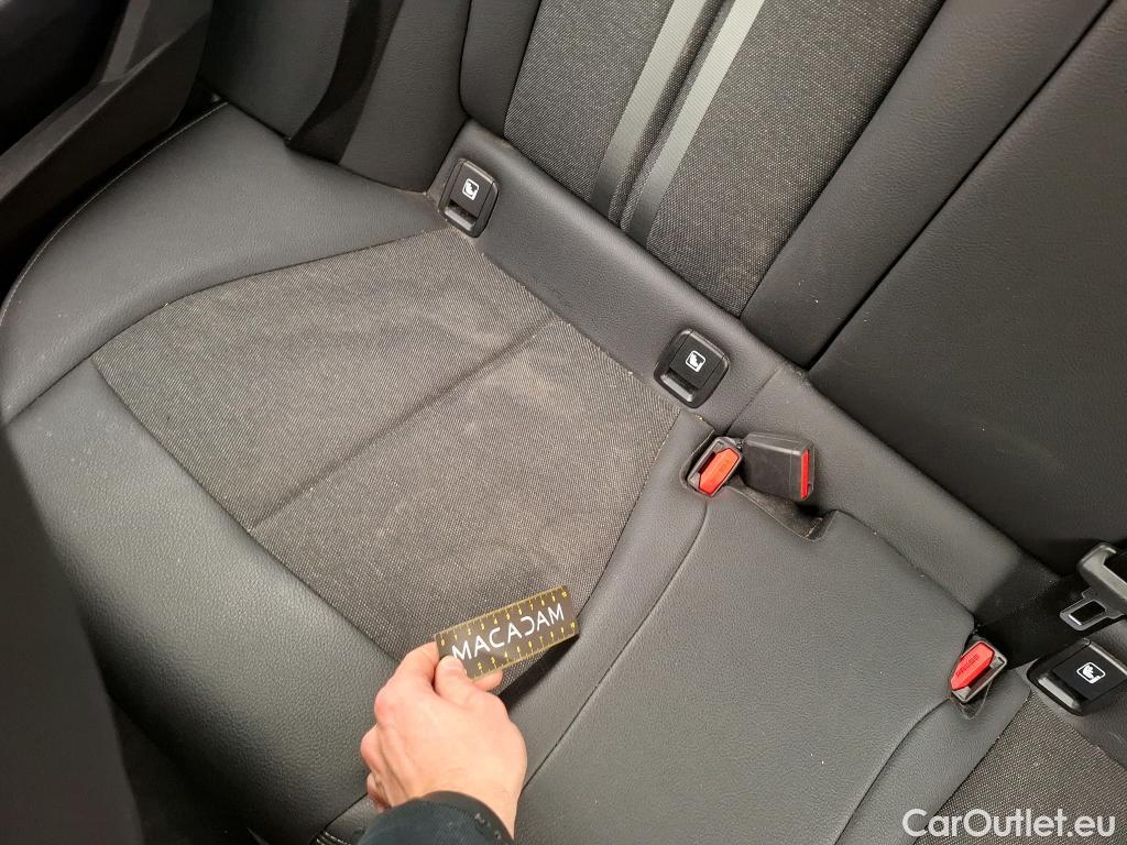  Bmw  Serie 1 Série 1 Berline 120 i Edition Sport 2.0 180CV BVA7 E6d #49