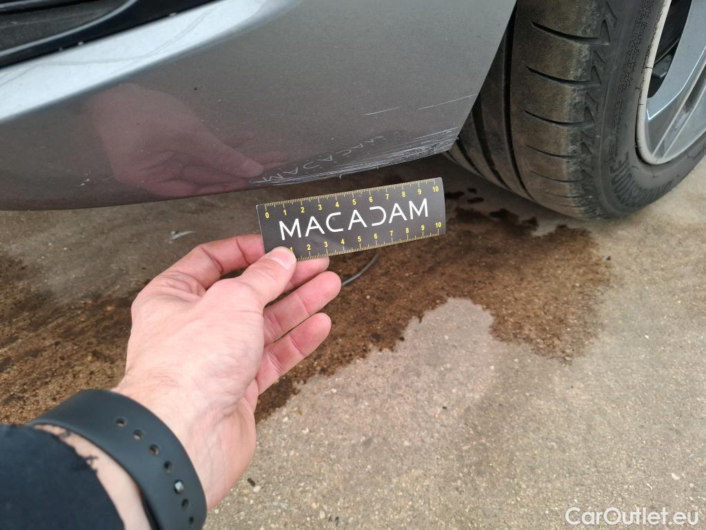  Bmw  Serie 1 Série 1 Berline 120 i Edition Sport 2.0 180CV BVA7 E6d #11