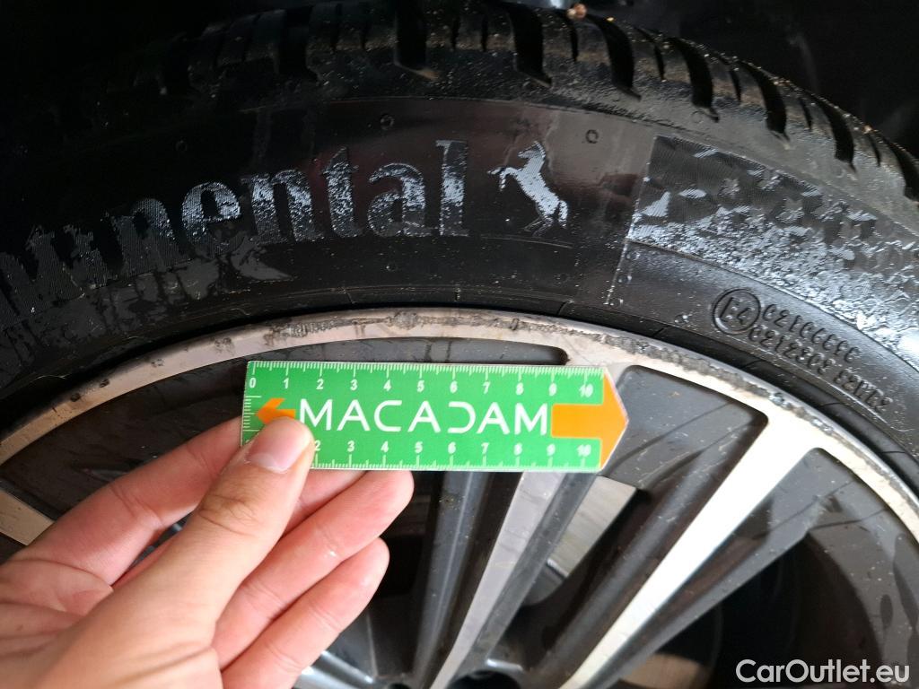  Bmw  Serie 1 BMW Série 1 / 2019 / 5P / Berline 1.5 116D DKG7 Business Design #12