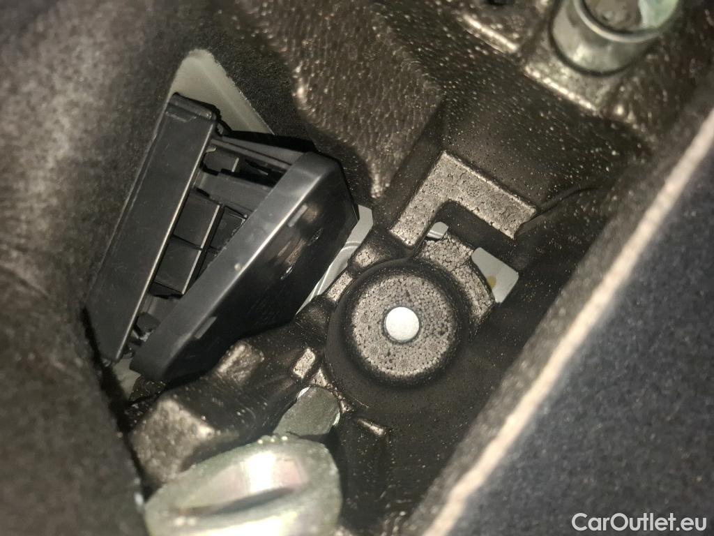  Bmw  X2 BMW  / 2017 / 5P / SUV xDrive25e Lounge BVA6 #12