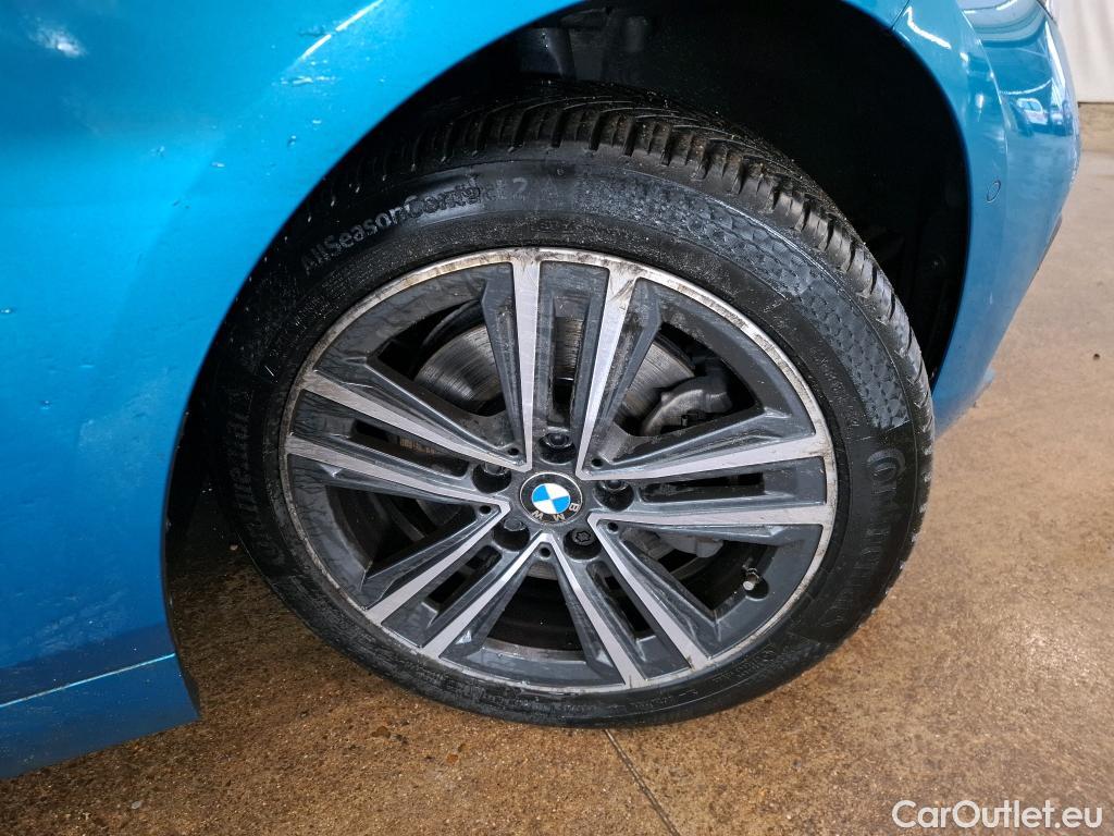  Bmw  Serie 1 BMW Série 1 / 2019 / 5P / Berline 1.5 116D DKG7 Business Design #1