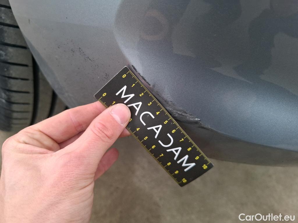  Bmw  Serie 1 Série 1 Berline 120 i Edition Sport 2.0 180CV BVA7 E6d #87