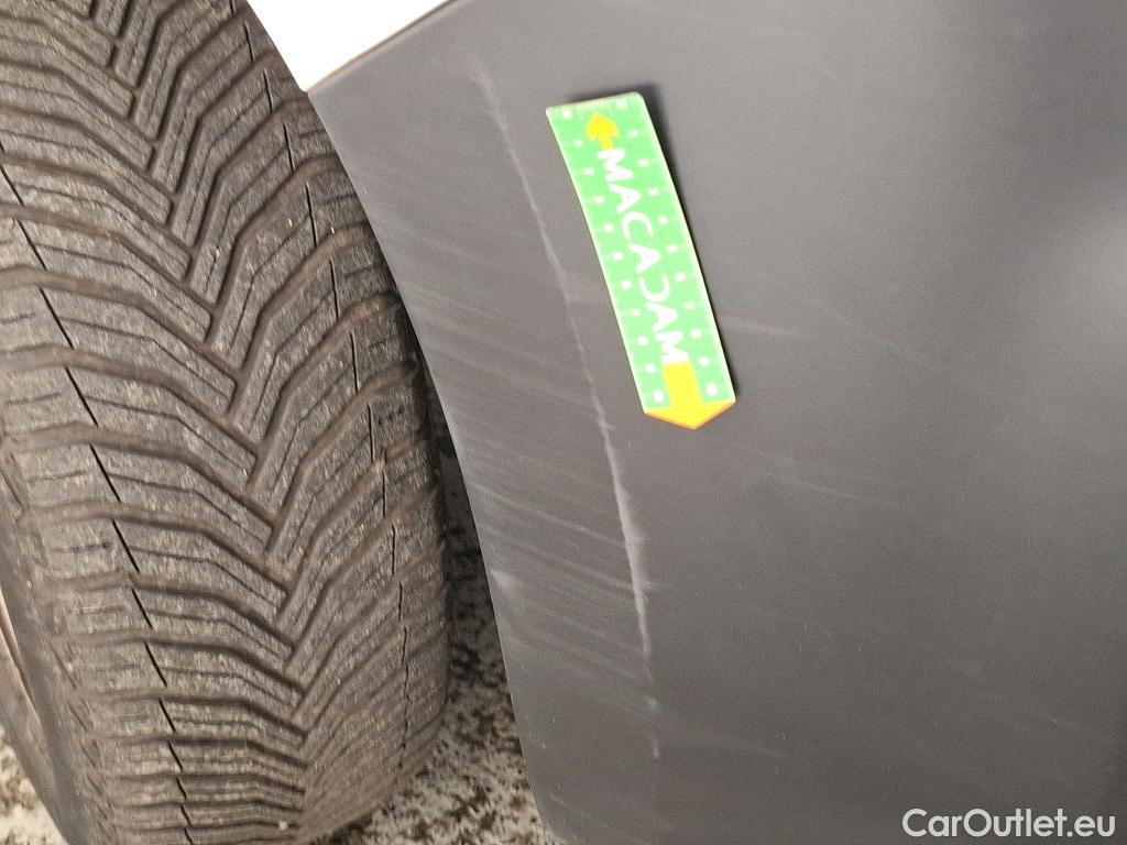  Citroen  Berlingo  Fourgon Club M 1000 1.2 PureTech 130CV BVA8 E6d #37