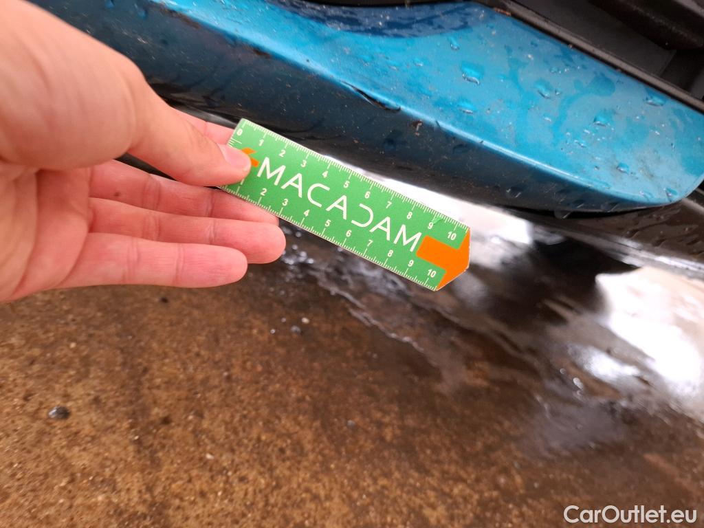  Bmw  Serie 1 BMW Série 1 / 2019 / 5P / Berline 1.5 116D DKG7 Business Design #8