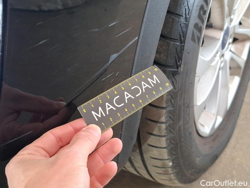  Ford  Kuga FORD  / 2019 / 5P / SUV 2.5 190 hybrid Flexifuel Pshift Titanium #23