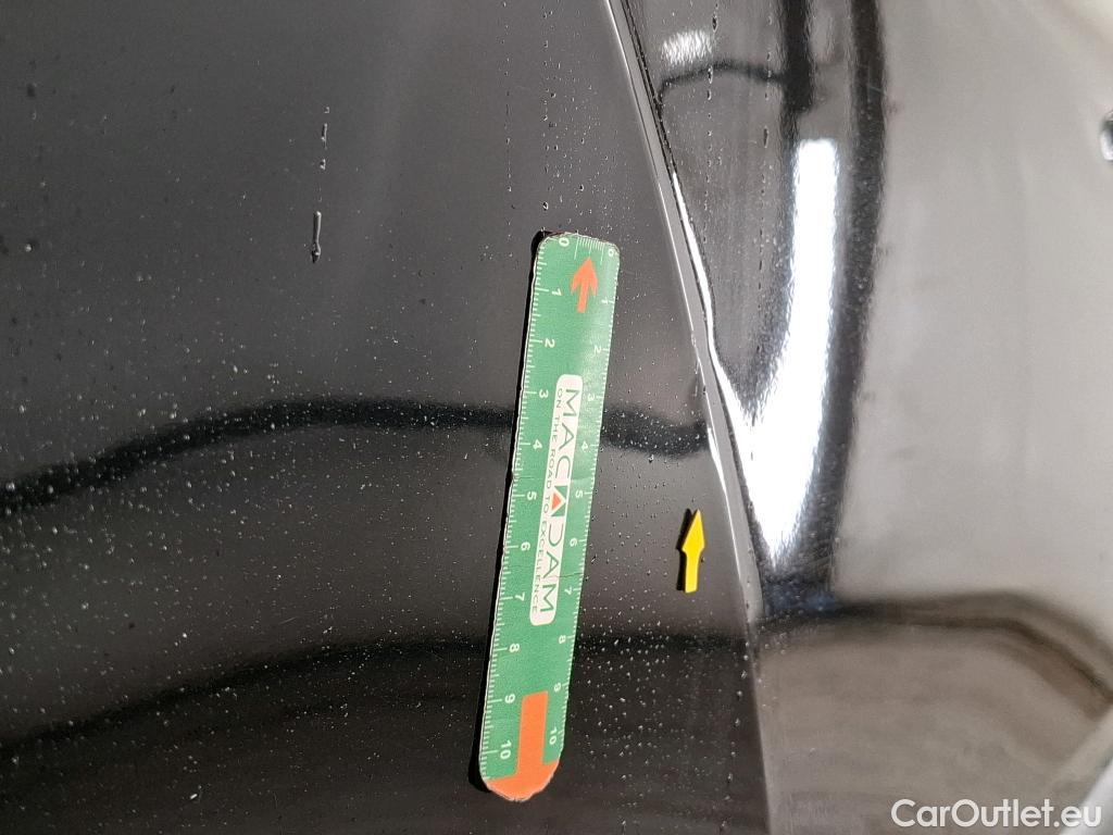  Citroen  C4  X Feel Pack 1.2 PureTech 130CV BVA8 6E #4