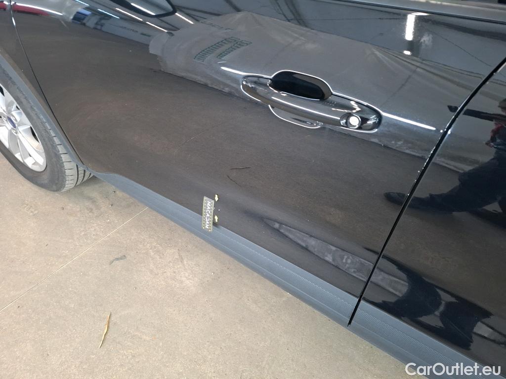  Ford  Kuga FORD  / 2019 / 5P / SUV 2.5 190 hybrid Flexifuel Pshift Titanium #55