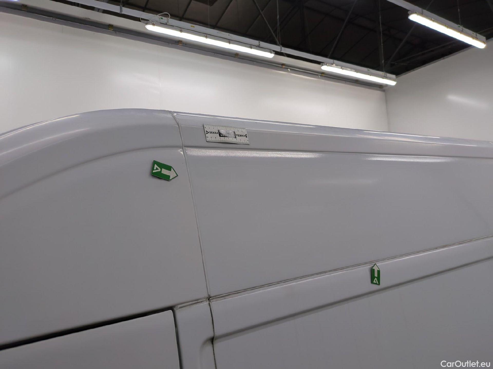  Fiat  Ducato FIAT  / 2014 / 4P / Fourgon tôlé 3.0 M H2 2.3 Multijet 120 Pack Pro Nav #42