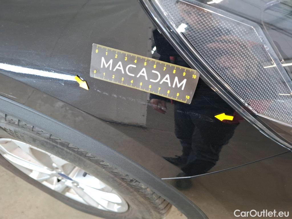  Ford  Kuga FORD  / 2019 / 5P / SUV 2.5 190 hybrid Flexifuel Pshift Titanium #99