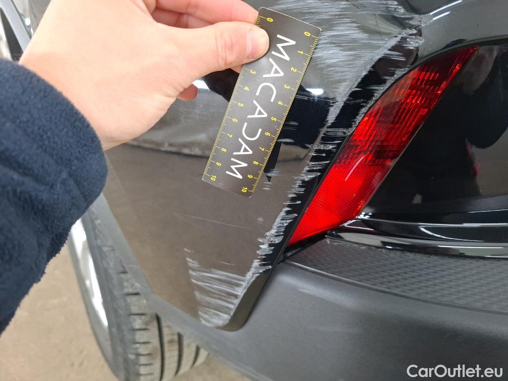  Ford  Kuga FORD  / 2019 / 5P / SUV 2.5 190 hybrid Flexifuel Pshift Titanium #9