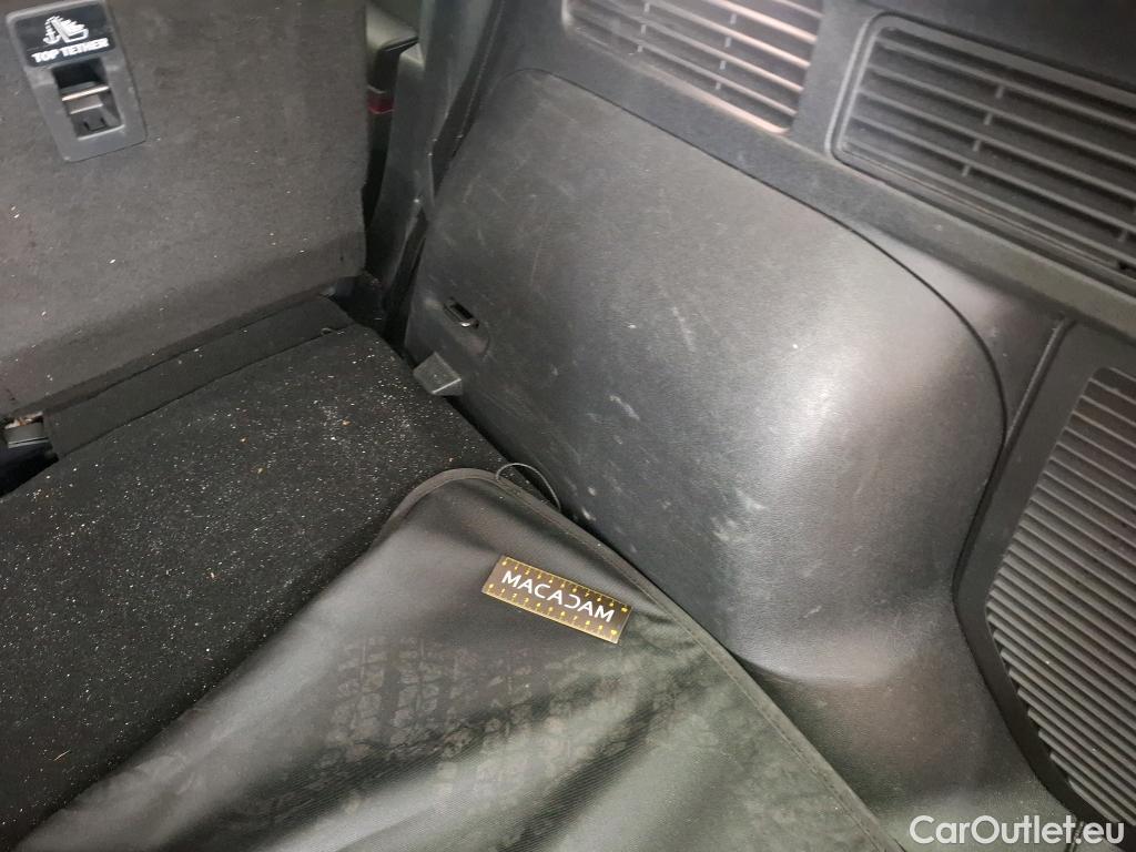  Ford  Kuga FORD  / 2019 / 5P / SUV 2.5 190 hybrid Flexifuel Pshift Titanium #84