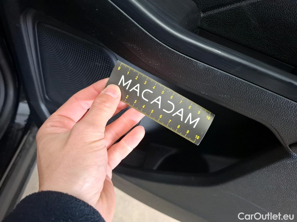  Ford  Kuga FORD  / 2019 / 5P / SUV 2.5 190 hybrid Flexifuel Pshift Titanium #97