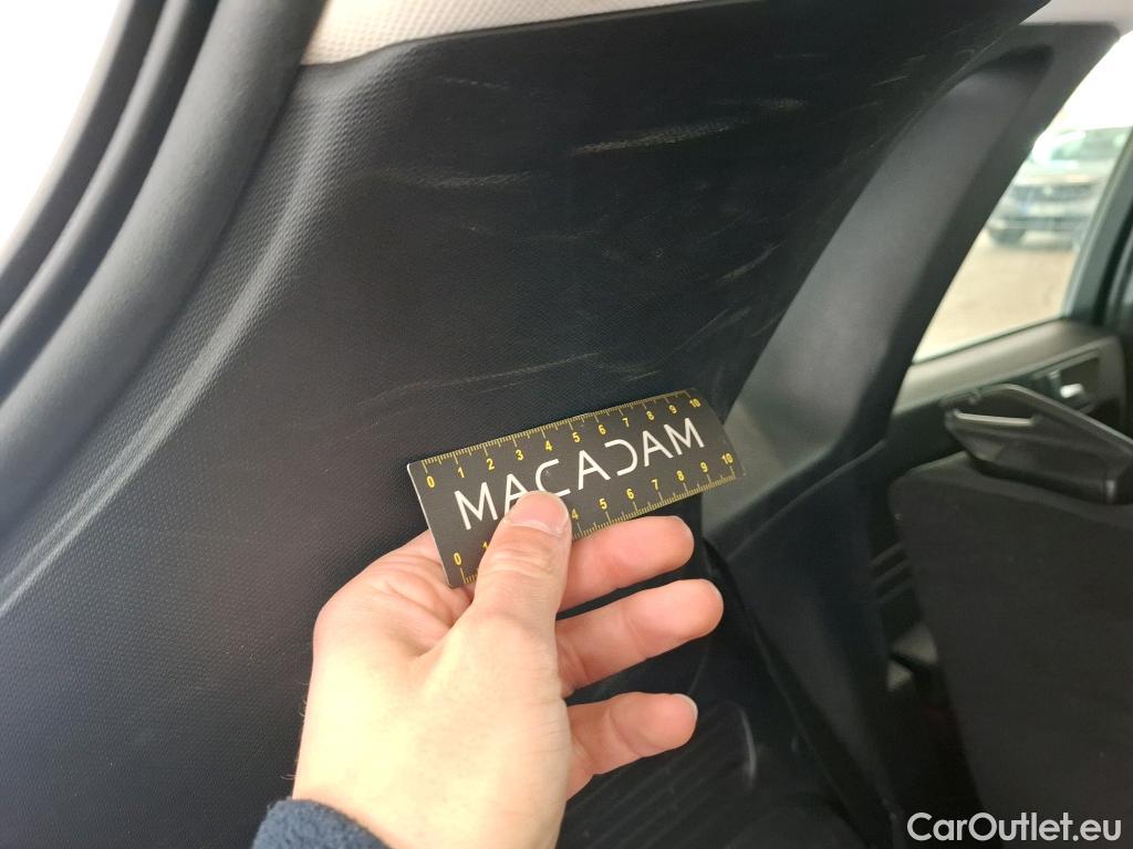  Ford  Kuga FORD  / 2019 / 5P / SUV 2.5 190 hybrid Flexifuel Pshift Titanium #93