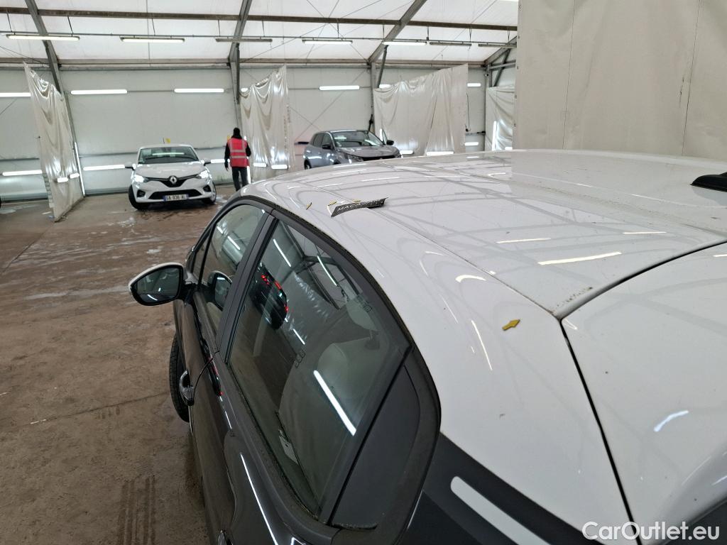  Citroen  C3  Shine Business 1.2 PureTech 110CV BVA6 E6d #11