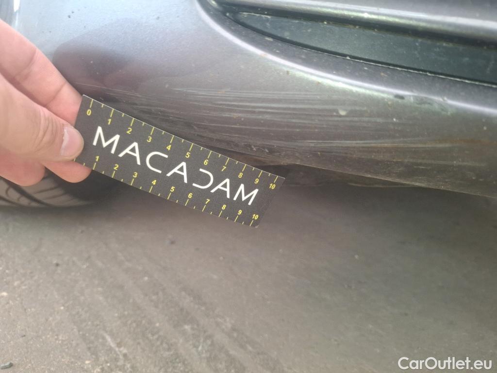  Mercedes  A-Klasse MERCEDES-BENZ Classe A Berline / 2018 / 4P / Berline A 250 e AMG Line 8G-DCT #7