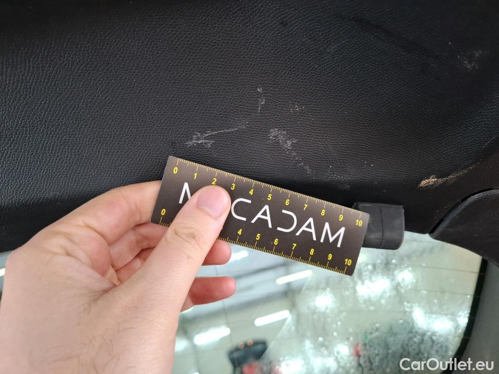  Peugeot  2008  Allure Pack 1.5 HDi 130CV BVA8 E6d #26