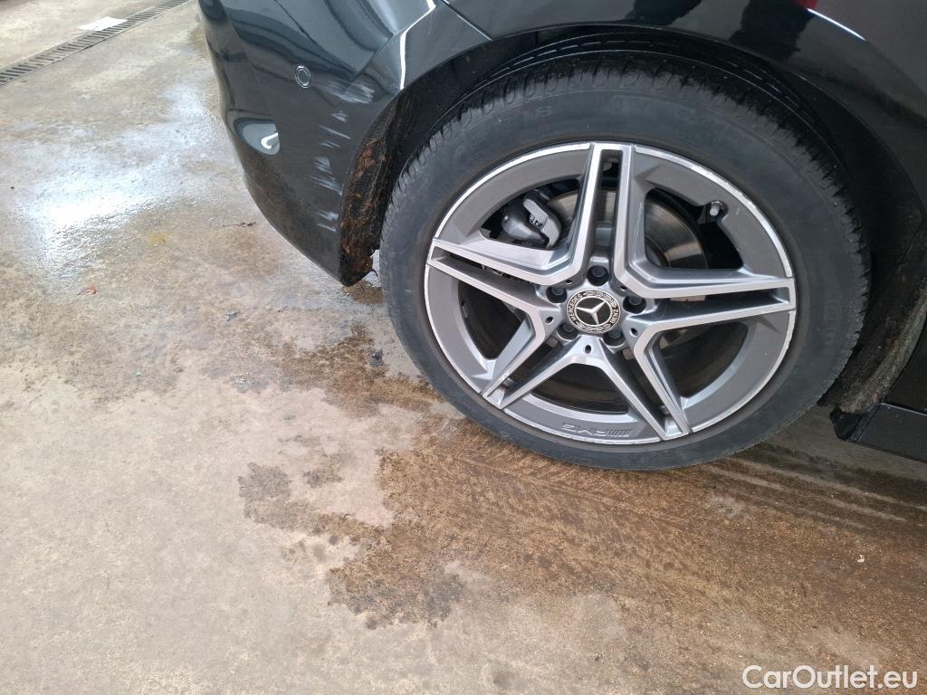  Mercedes  B-Klasse MERCEDES-BENZ Classe B / 2019 / 5P / monospace B 200 AMG Line Edition BA7 #32