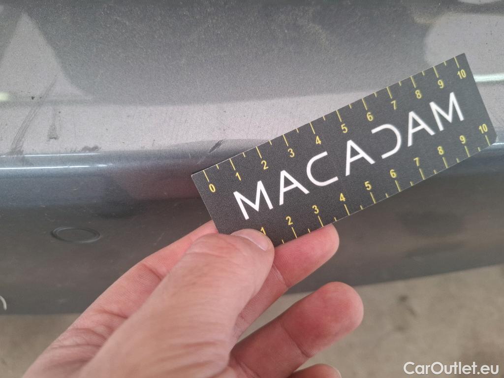  Mercedes  A-Klasse MERCEDES-BENZ Classe A Berline / 2018 / 4P / Berline A 250 e AMG Line 8G-DCT #43