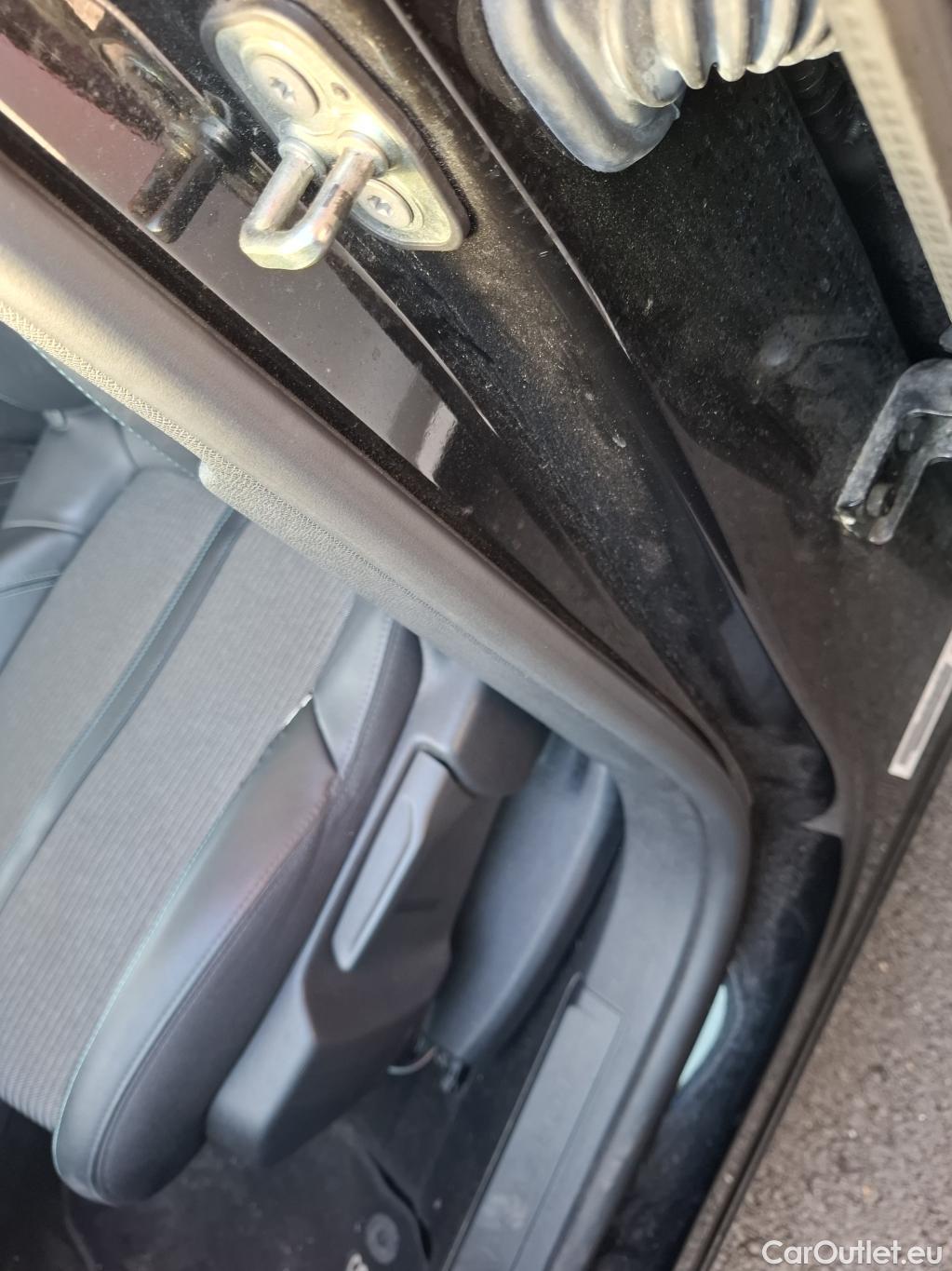  Peugeot  3008  Allure Pack 1.5 HDi 130CV BVA8 E6d #36