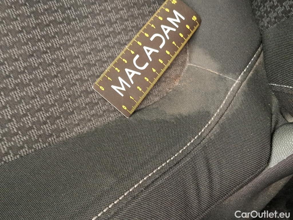  Peugeot  308  SW / 2017 / 5P / Break BlueHDi 130 EAT6 S&S ACTIVE BUSINESS / TRANSFO VP/VF #52