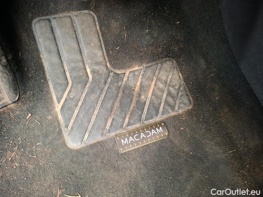  Peugeot  308  SW / 2017 / 5P / Break BlueHDi 130 EAT6 S&S ACTIVE BUSINESS / TRANSFO VP/VF #13