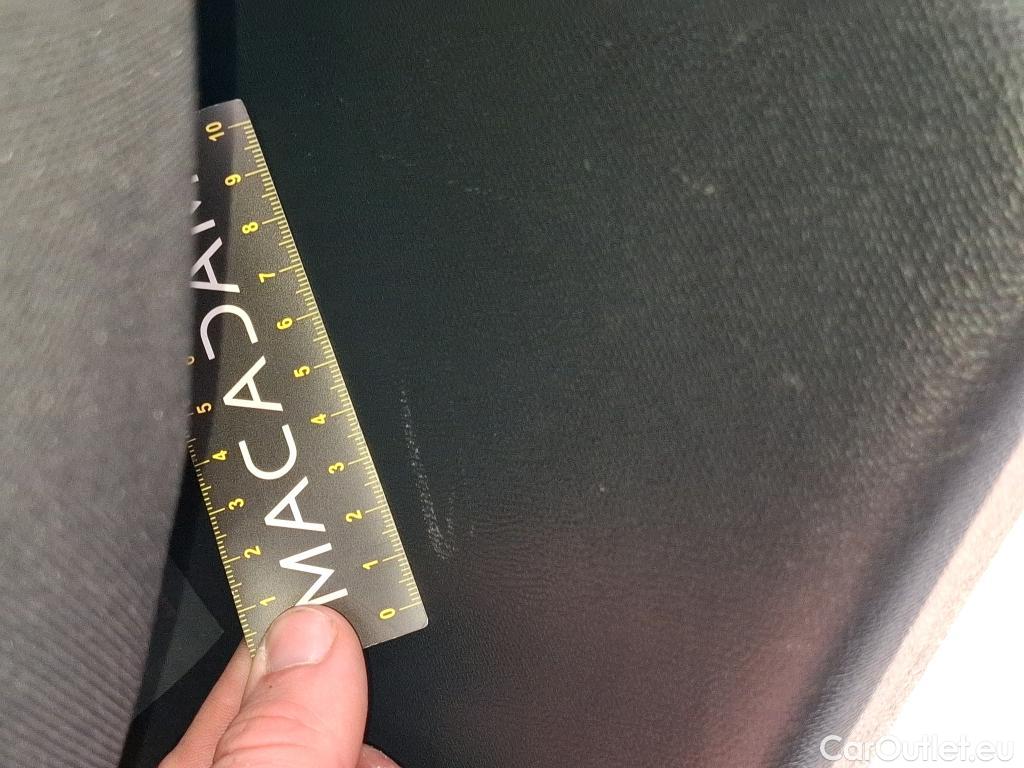  Peugeot  308  SW / 2017 / 5P / Break BlueHDi 130 EAT6 S&S ACTIVE BUSINESS / TRANSFO VP/VF #37