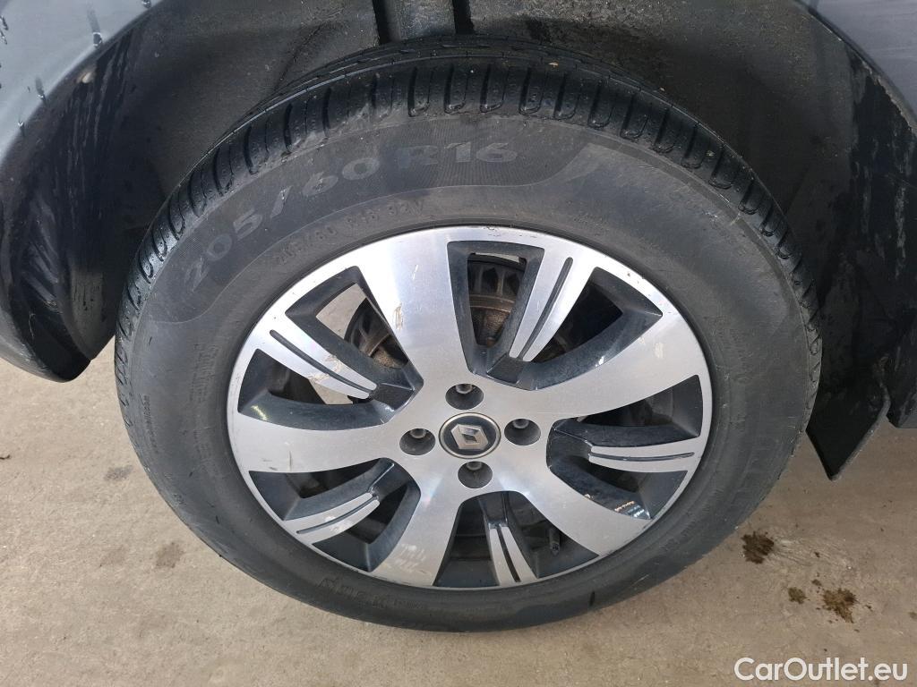  Renault  Captur  Business 0.9 TCe 90CV BVM5 E6 / TRANSFO VP VF #40