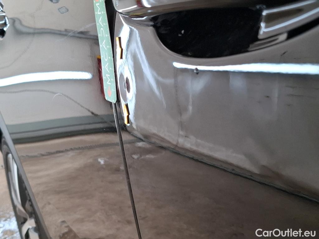  Peugeot  3008  Allure Pack 1.5 HDi 130CV BVA8 E6d #28