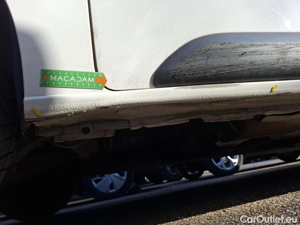  Peugeot  Expert  Fourgon Premium L2 1.5 HDi 120CV BVM6 E6d #16