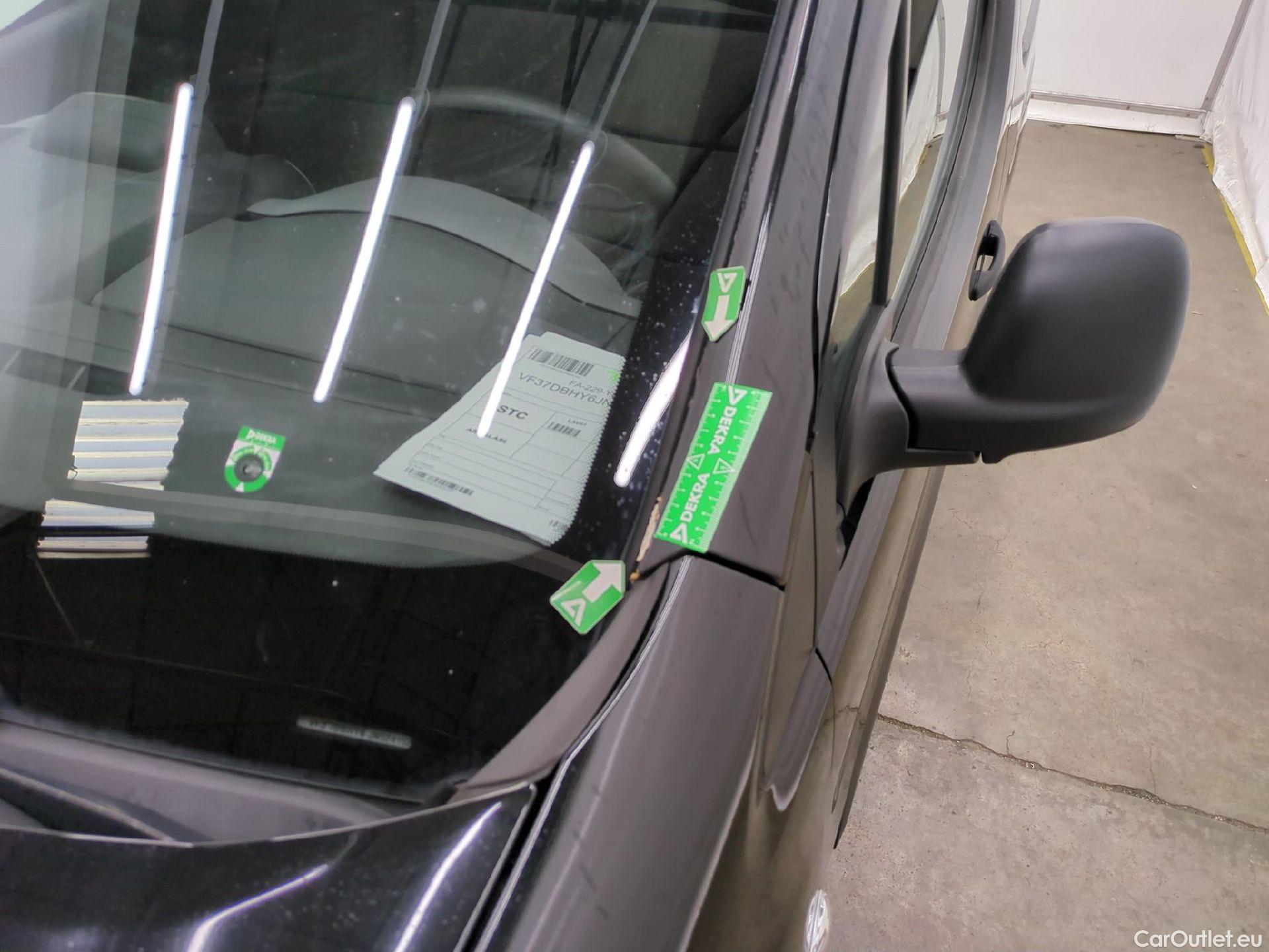  Peugeot  Partner  L1 Premium Pack 1.6 HDi 100CV BVM5 E6 #51