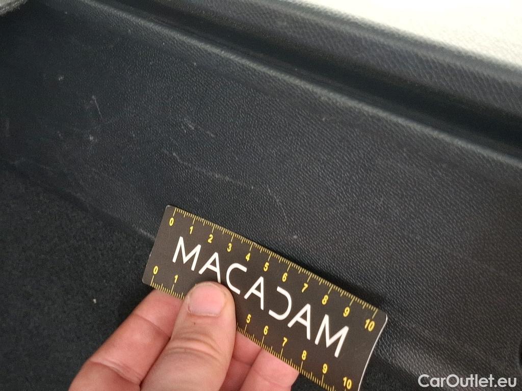  Peugeot  308  SW / 2017 / 5P / Break BlueHDi 130 EAT6 S&S ACTIVE BUSINESS / TRANSFO VP/VF #35